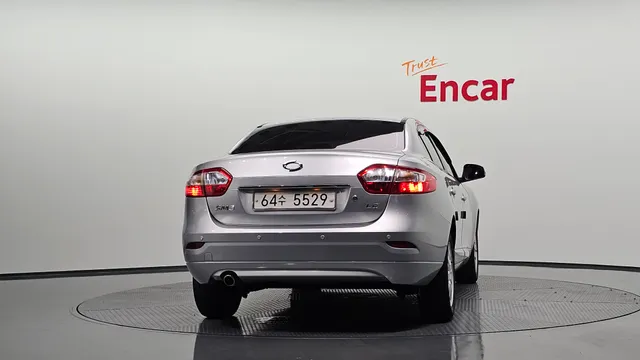 Renault SM3