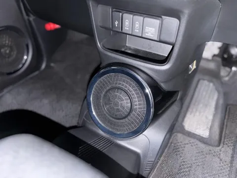 Honda N-BOX Slash