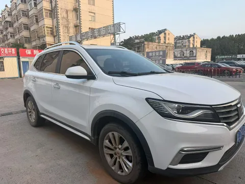 Roewe RX5