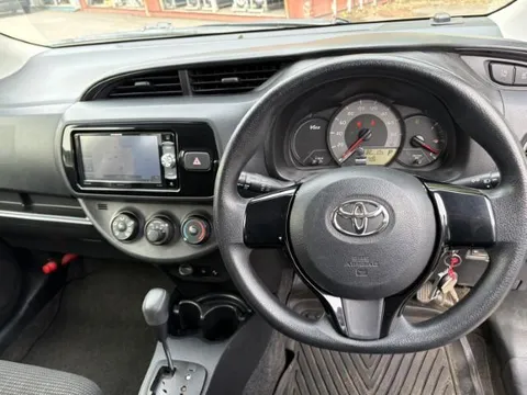 Toyota Yaris (Vitz)