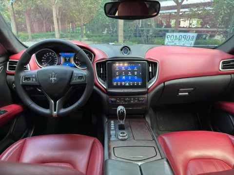 Maserati Ghibli