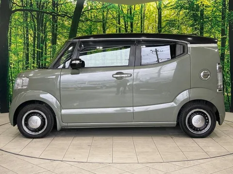 Honda N-BOX Slash