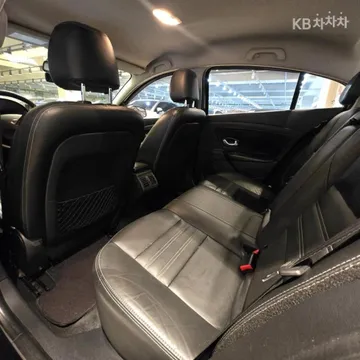 Renault SM3