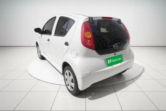 BYD F0