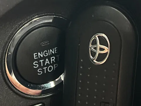 Toyota Pixis Mega