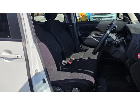 Mitsubishi eK Space Custom
