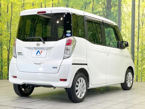 Nissan Dayz Roox