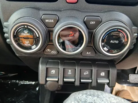 Suzuki Jimny Nomade