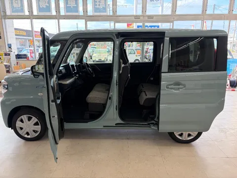 Suzuki Spacia