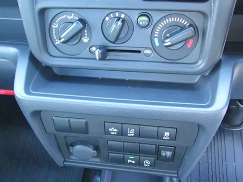 Nissan Clipper Truck