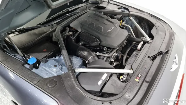 Genesis G90 (EQ900)