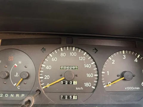 Toyota HiAce Wagon