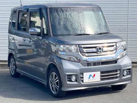 Honda N-BOX Custom