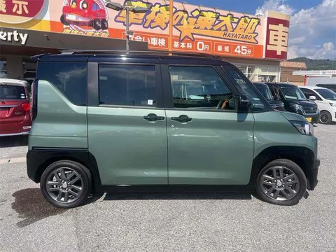 Mitsubishi Delica Mini