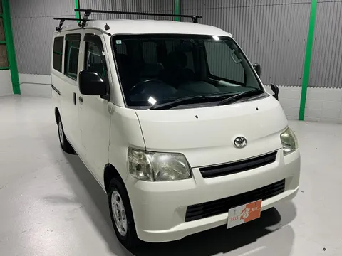 Toyota TownAce Van