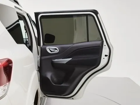 Nissan Terra