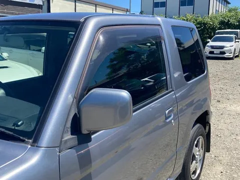 Nissan KIX