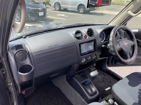 Nissan KIX