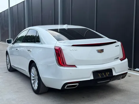 Cadillac XTS