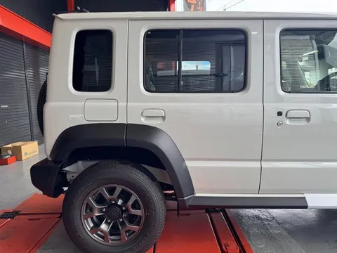 Suzuki Jimny Nomade