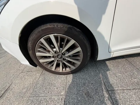 Hyundai Mistra