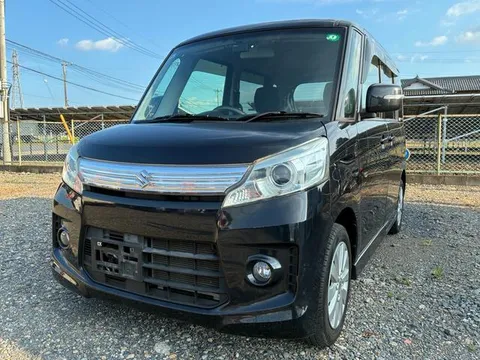 Suzuki Spacia Custom
