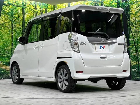 Mitsubishi eK Space Custom