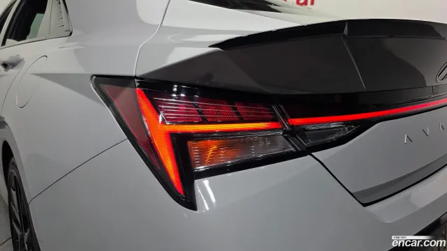 Hyundai Elantra (Avante)