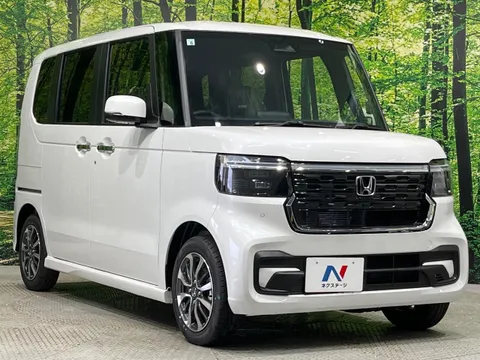 Honda N-BOX Custom