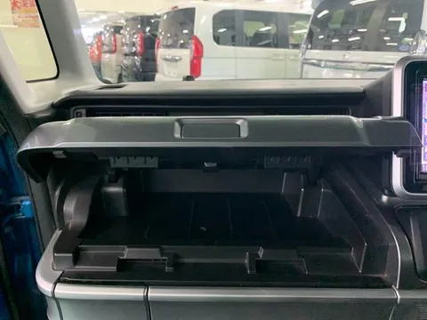 Suzuki Spacia Gear