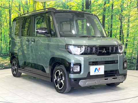 Mitsubishi Delica Mini