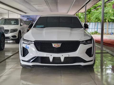 Cadillac CT4