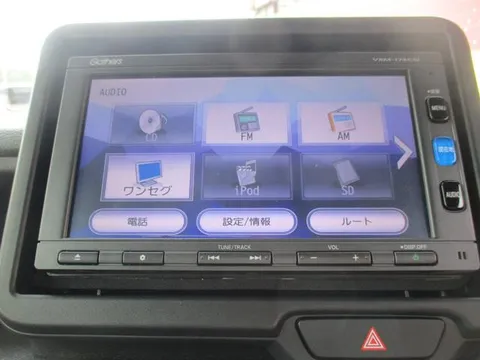 Honda N-BOX Custom