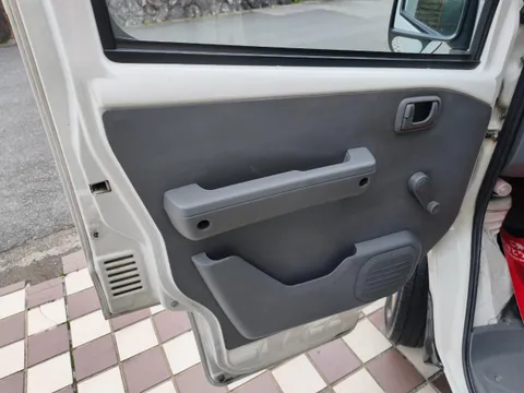 Mitsubishi Minicab Van