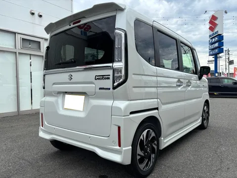 Suzuki Spacia Custom