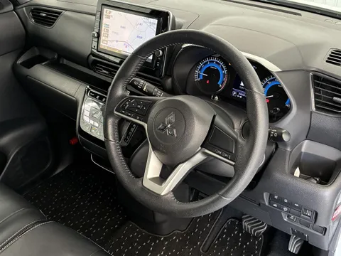 Mitsubishi eK X Space