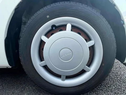 Daihatsu Mira Tocot