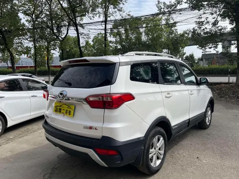 BAIC S3