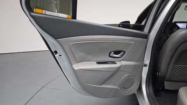 Renault SM3