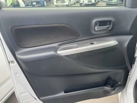 Mitsubishi eK Space Custom