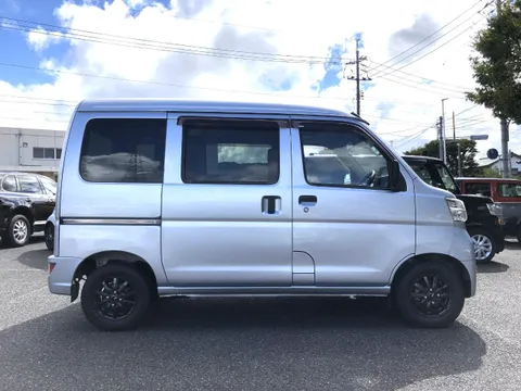 Daihatsu Hijet Cargo