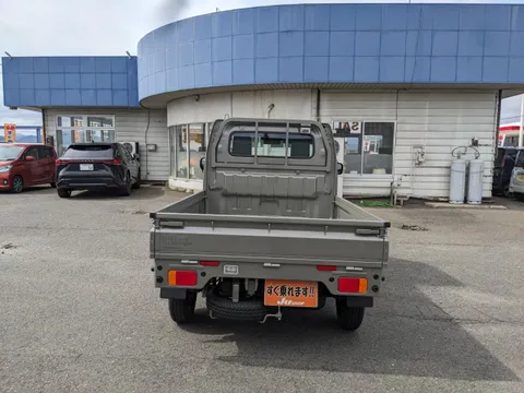 Nissan Clipper Truck