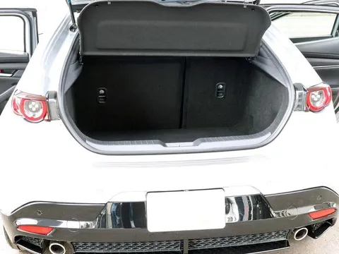 Mazda MAZDA3 Fastback