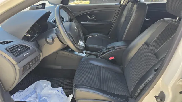 Renault SM3