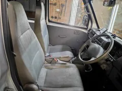 Mitsubishi Minicab Van