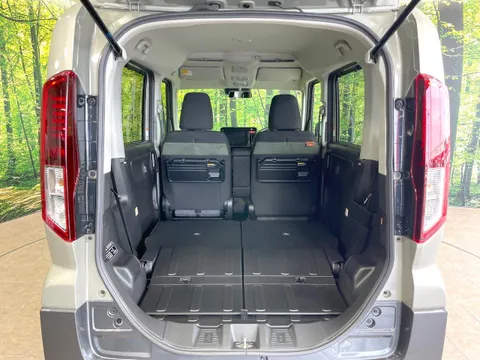 Suzuki Spacia Gear