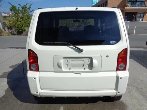 Daihatsu Naked