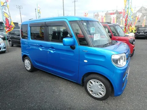 Suzuki Spacia