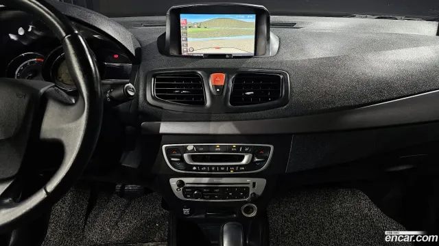 Renault SM3