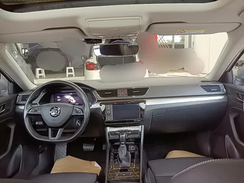 Skoda Superb